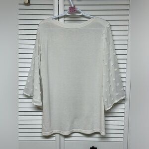 166 - SNAPSHOT LISTING - MEDIUM WHITE TOP